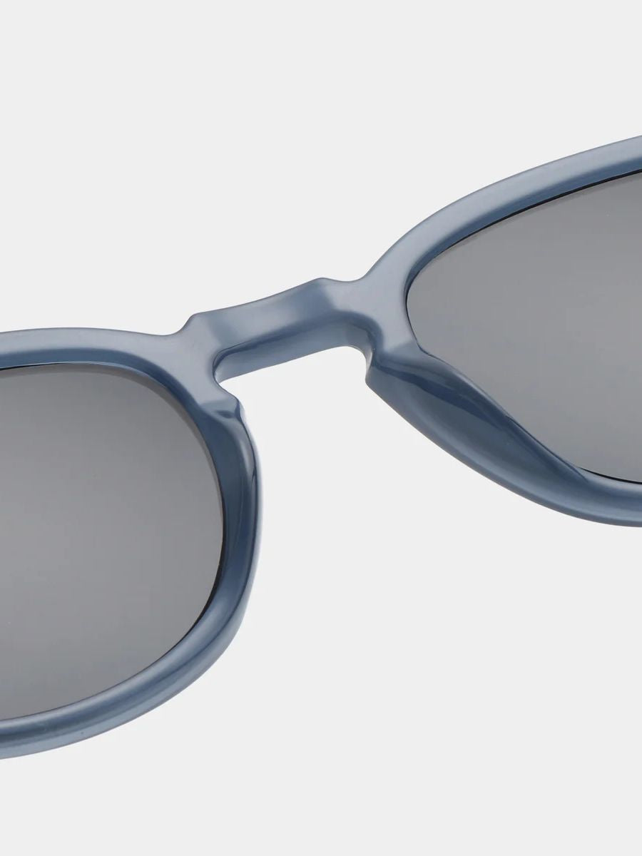 A.KJÆRBEDE Bate Sunglasses - Blue Steel