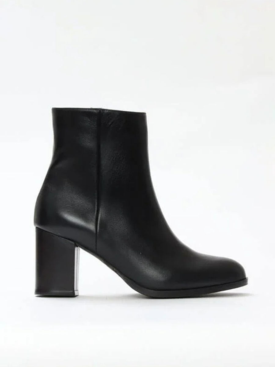 Lara Boots - Black