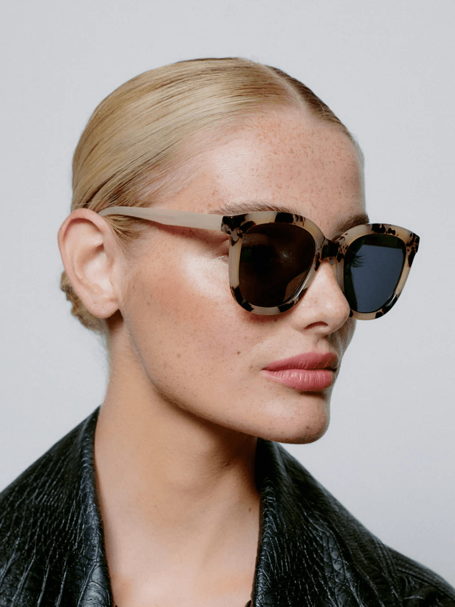 A.KJÆRBEDE Billy Sunglasses - Hornet