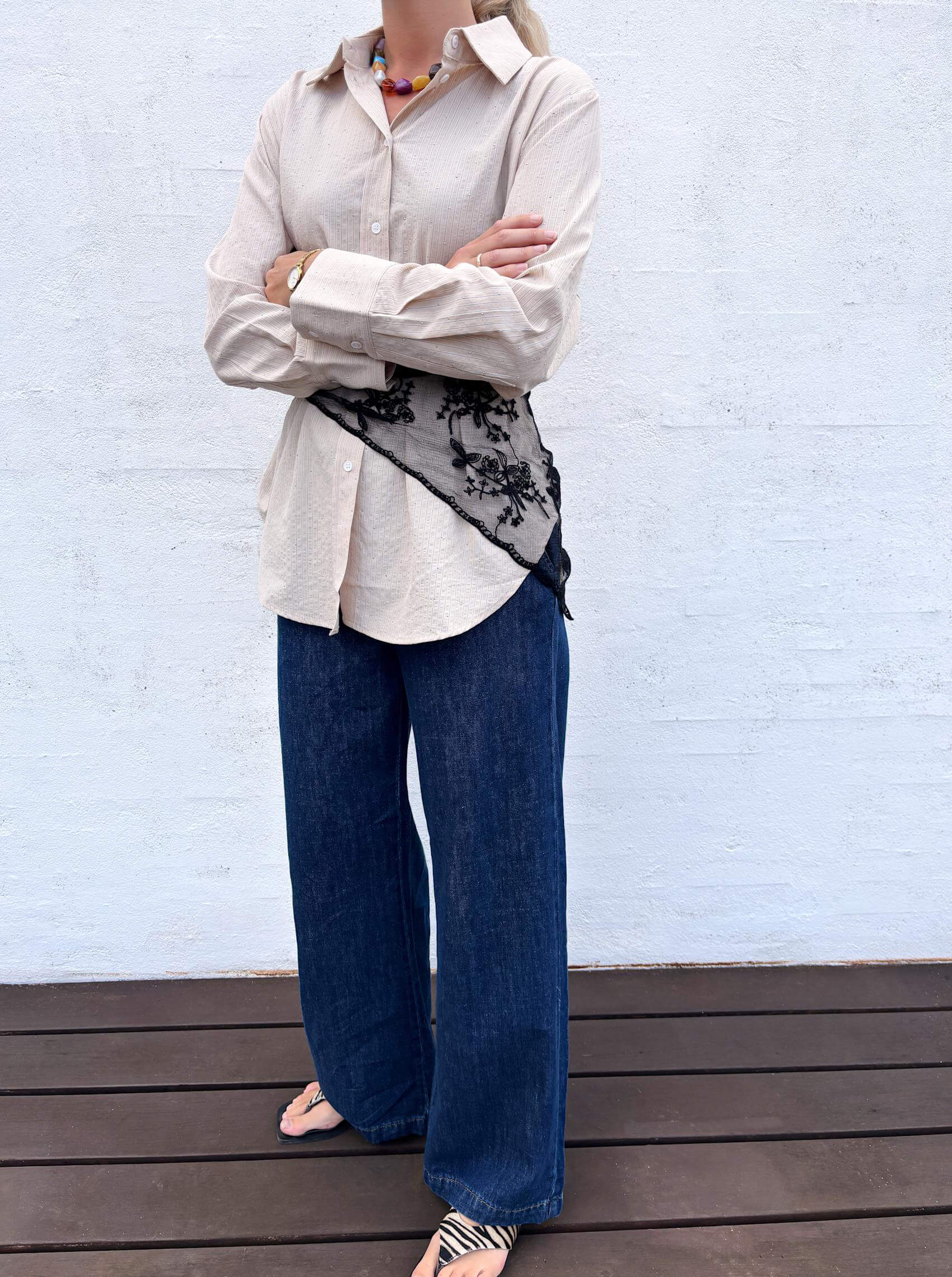 Black Colour Mirana Triangle Scarf