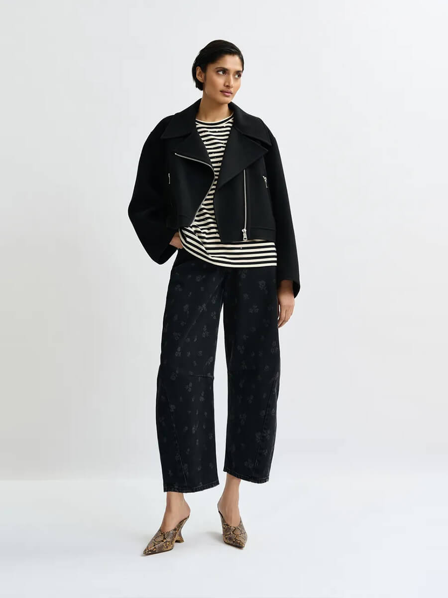 Essentiel Antwerp Joste T-shirt - Off White and Black Stripe