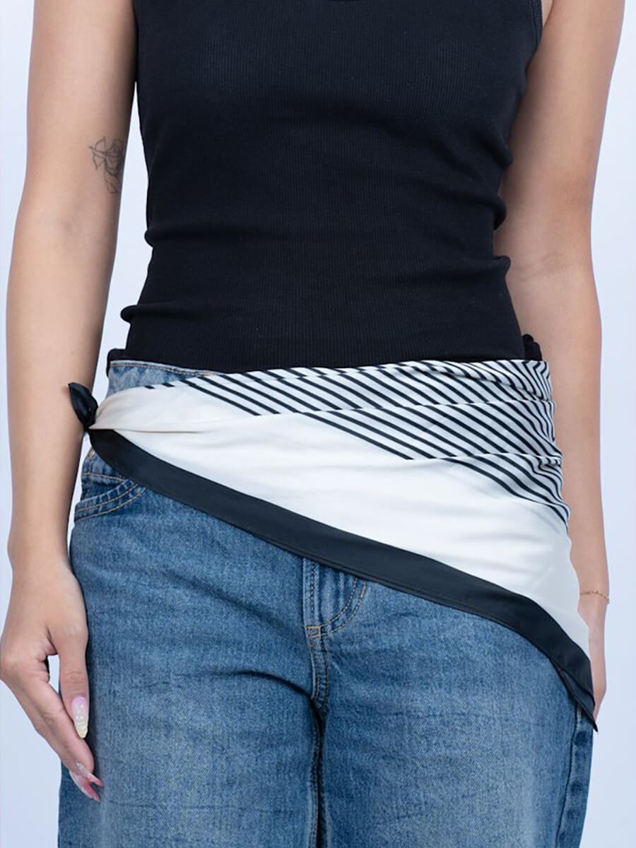 Sui Ava Classic Patterned Scarf 2