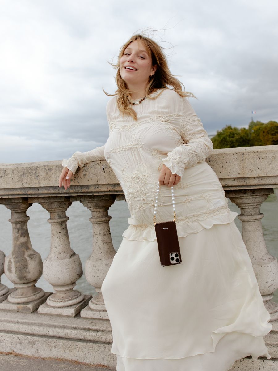 Ateljé Dark Brown iPhone Case