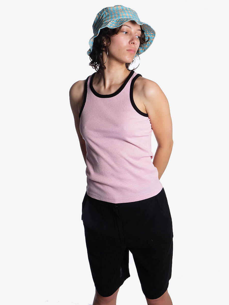 Dawn-and-dare-aja-top-pink-Levete-Room-Shorts-black-naja-13-Sui-Ava-hat