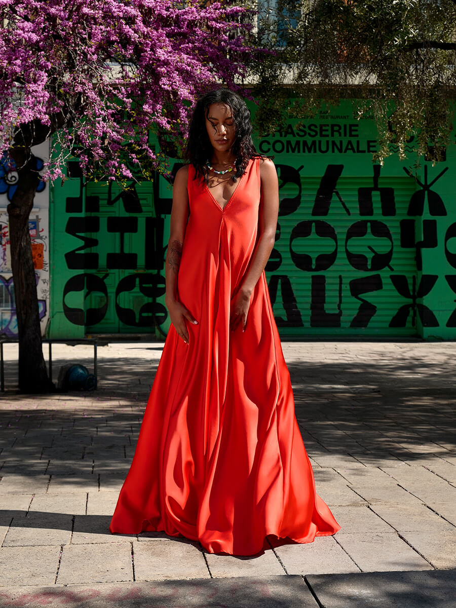 Essentiel Antwerp Fulu Dress maxi length red colour v-neckline