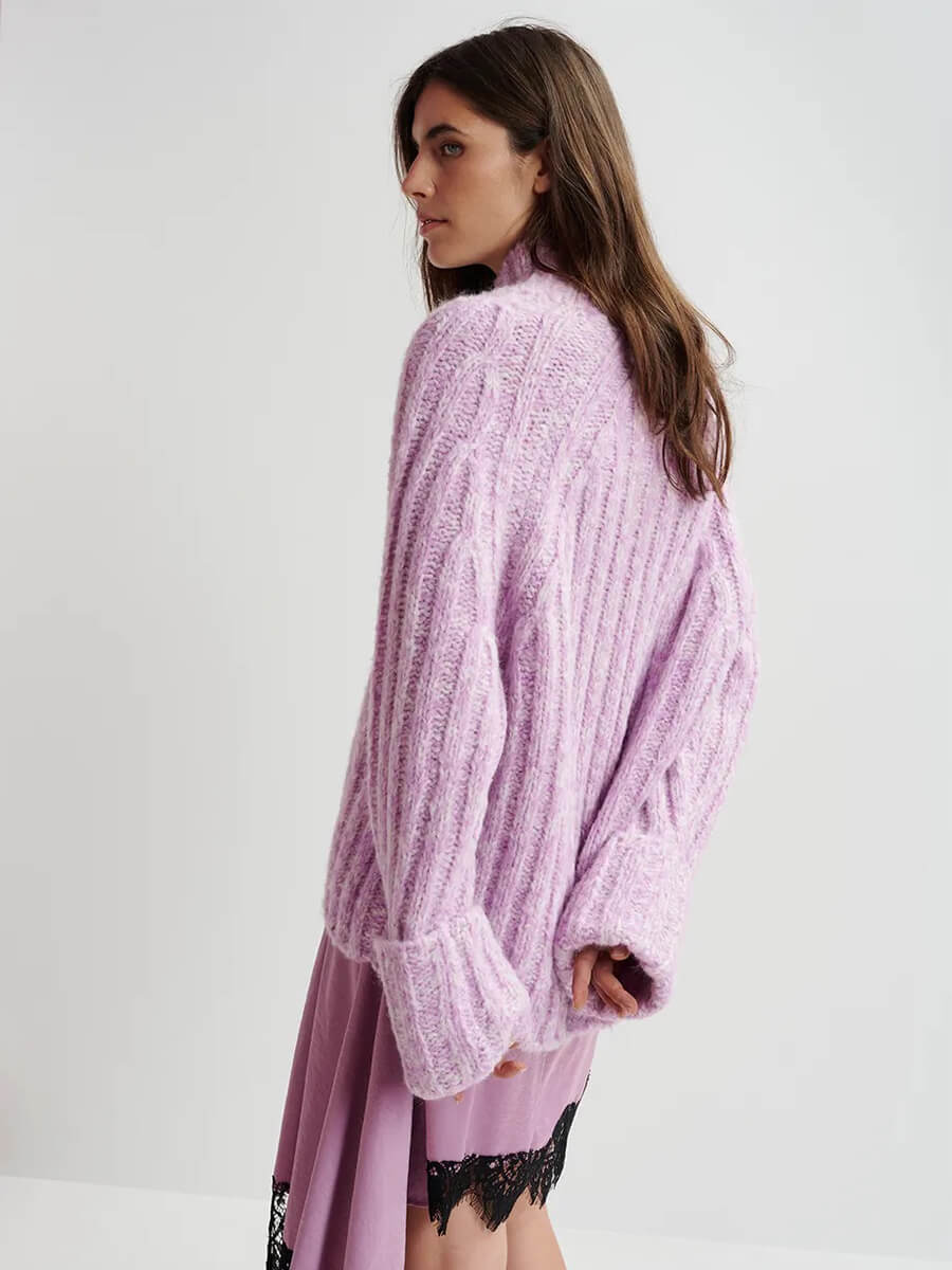 Essentiel-Antwerp-Genera-Pullover-Mauve_Ecru