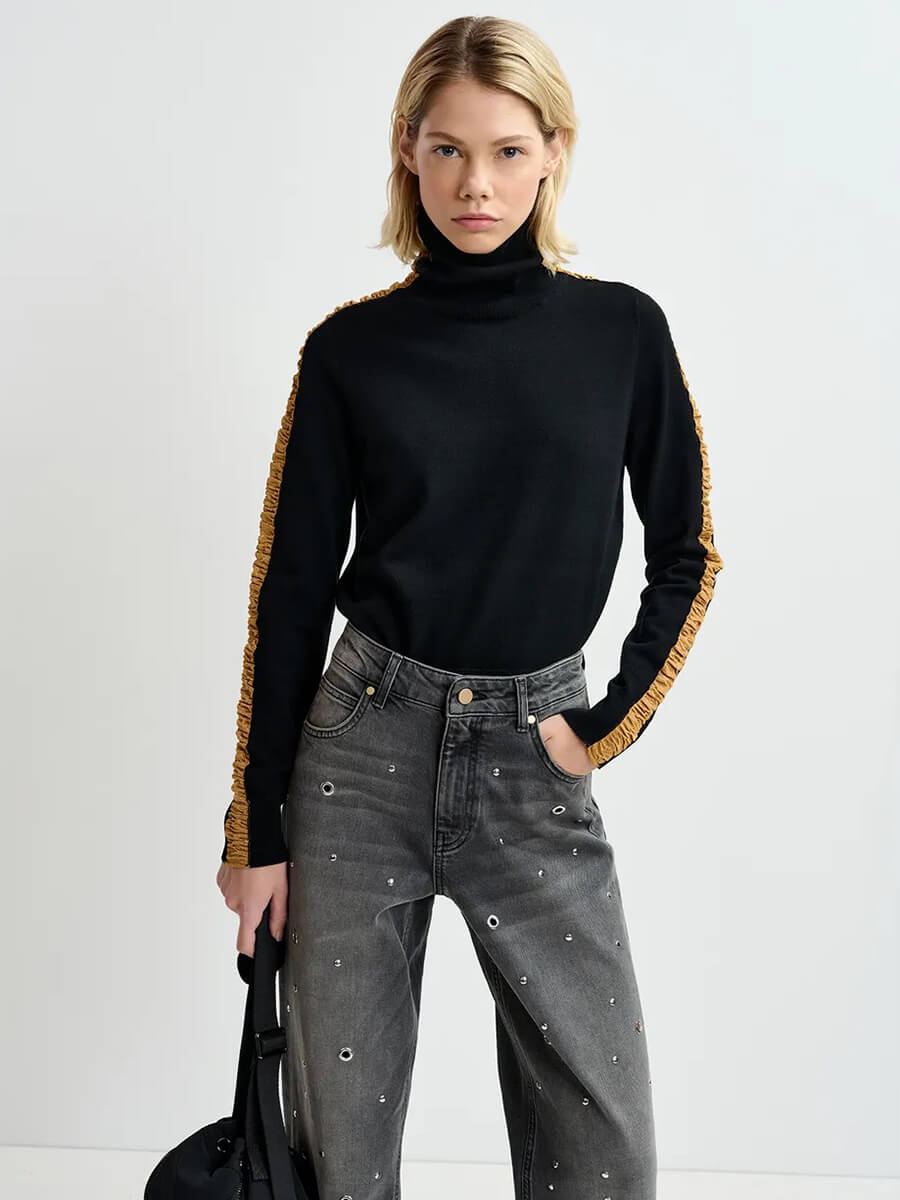 Essentiel-Antwerp-Gertini-Turtleneck