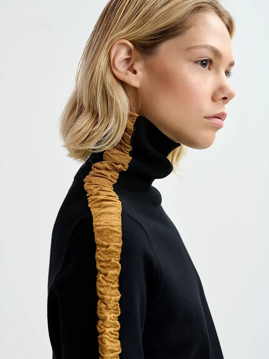 Essentiel-Antwerp-Gertini-Turtleneck