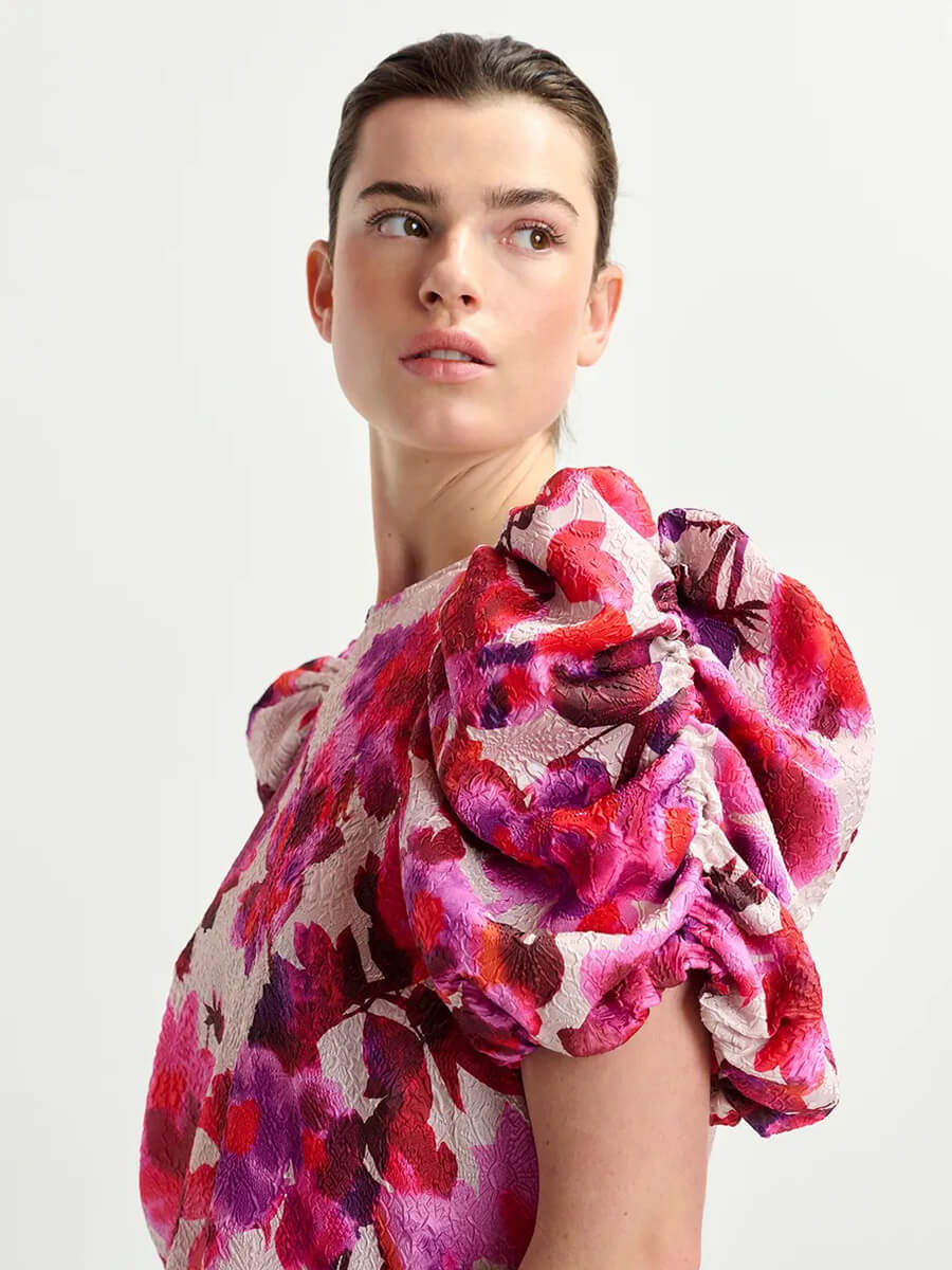 Essentiel-Antwerp-Henrietta-Floral-Jacquard-Blouse