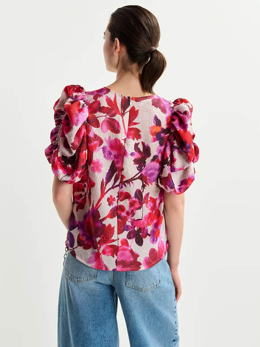 Essentiel-Antwerp-Henrietta-Floral-Jacquard-Blouse