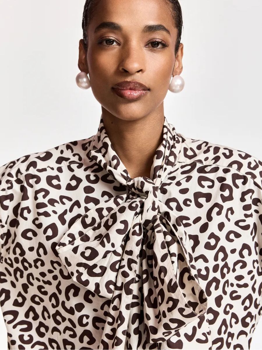 Essentiel Antwerp - Khaleesi Pussy Bow Shirt - Bear Me