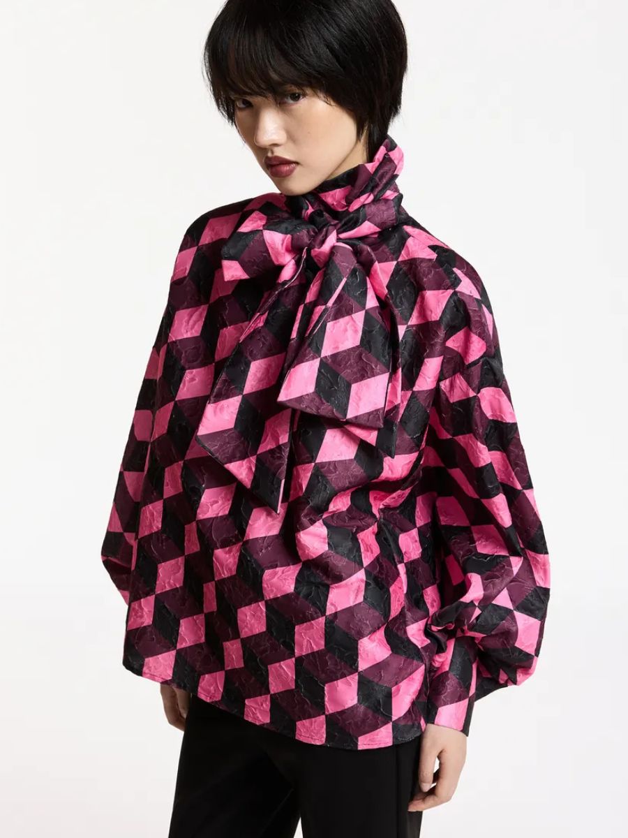 Essentiel Antwerp - Komo Pussy Bow Top - Black combo