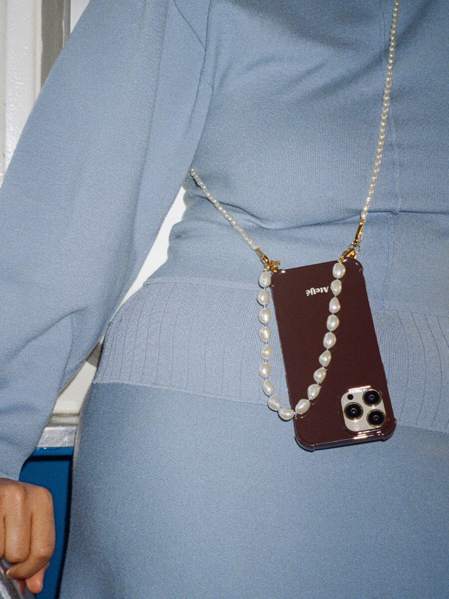 ATELJÉ
Extra Long Phone Cord - Pearl Drop