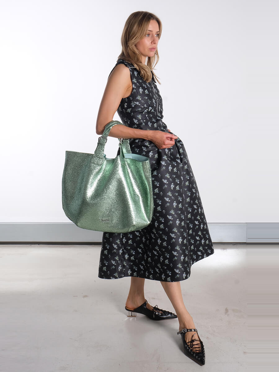 ESSENTIEL ANTWERP
Hurry Bag - Green