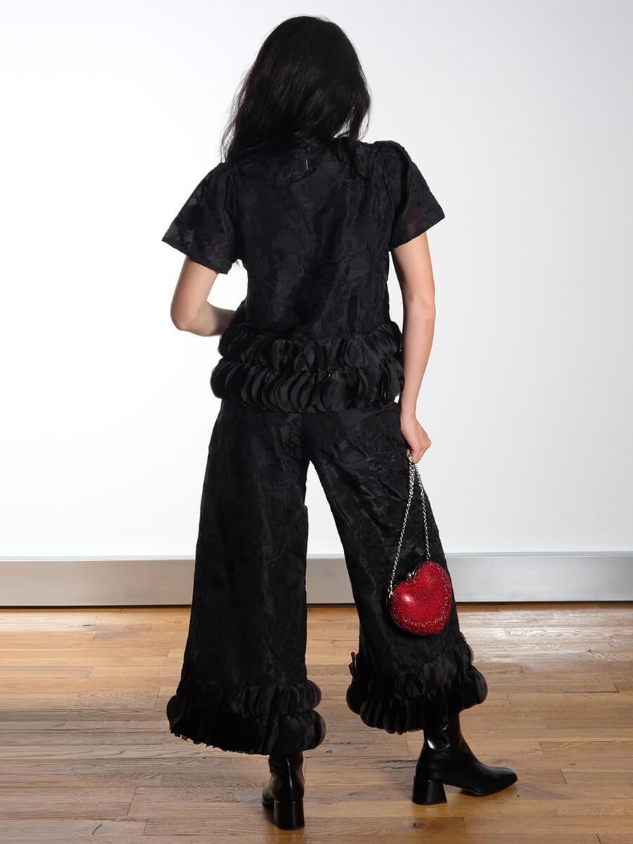 Hunkon - Aiko Top - Aiko Trousers - Black
Bukela - Palma Boots - Black
Baum und Pferdgarten - Kenz Bag