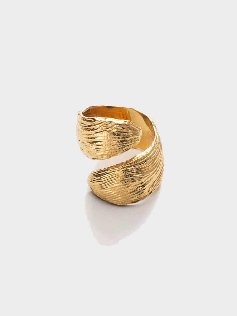 ANNI LU
Jetset Ring