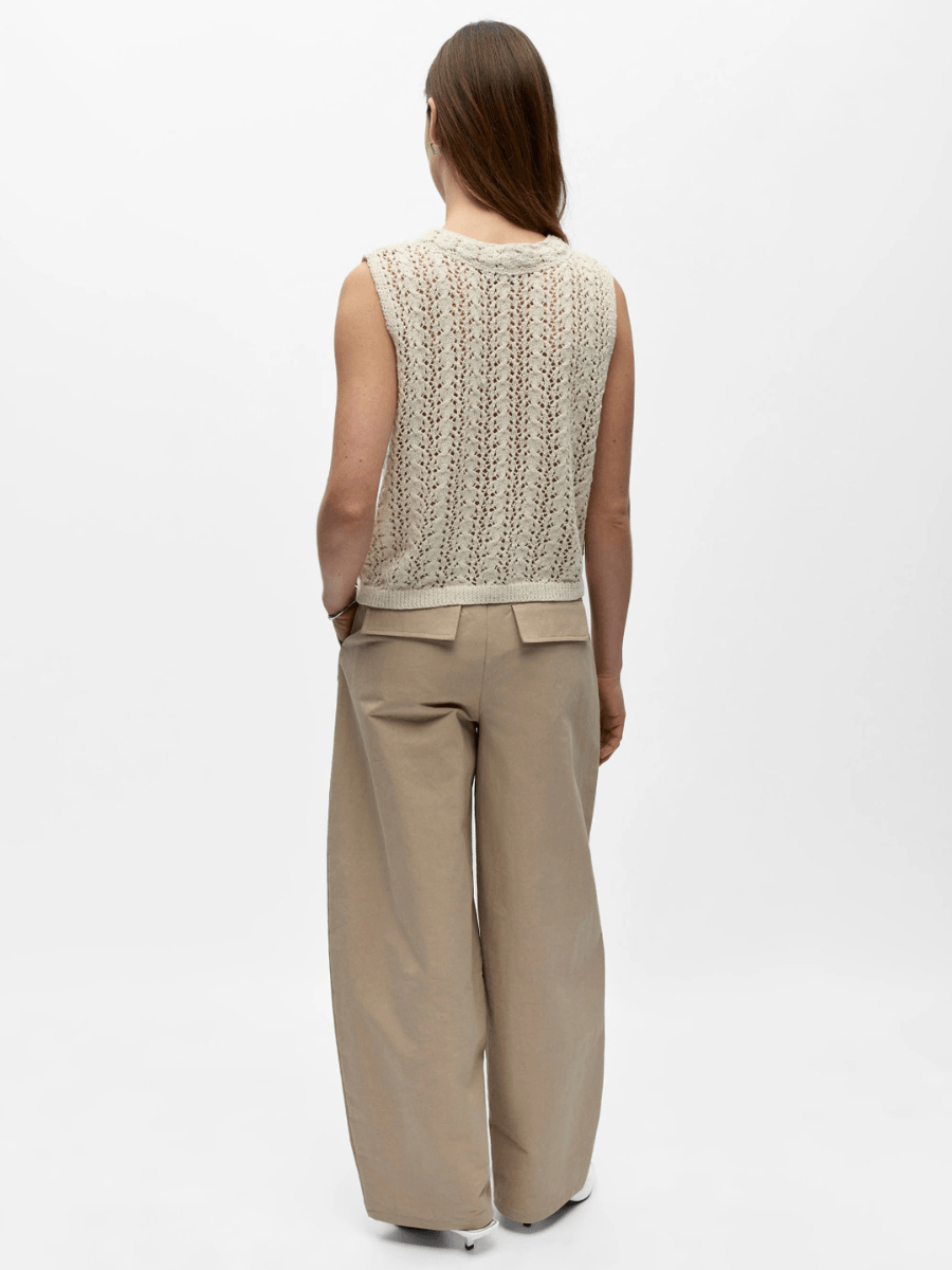 OBJECT:
Jolin Sleeveless Knit Top