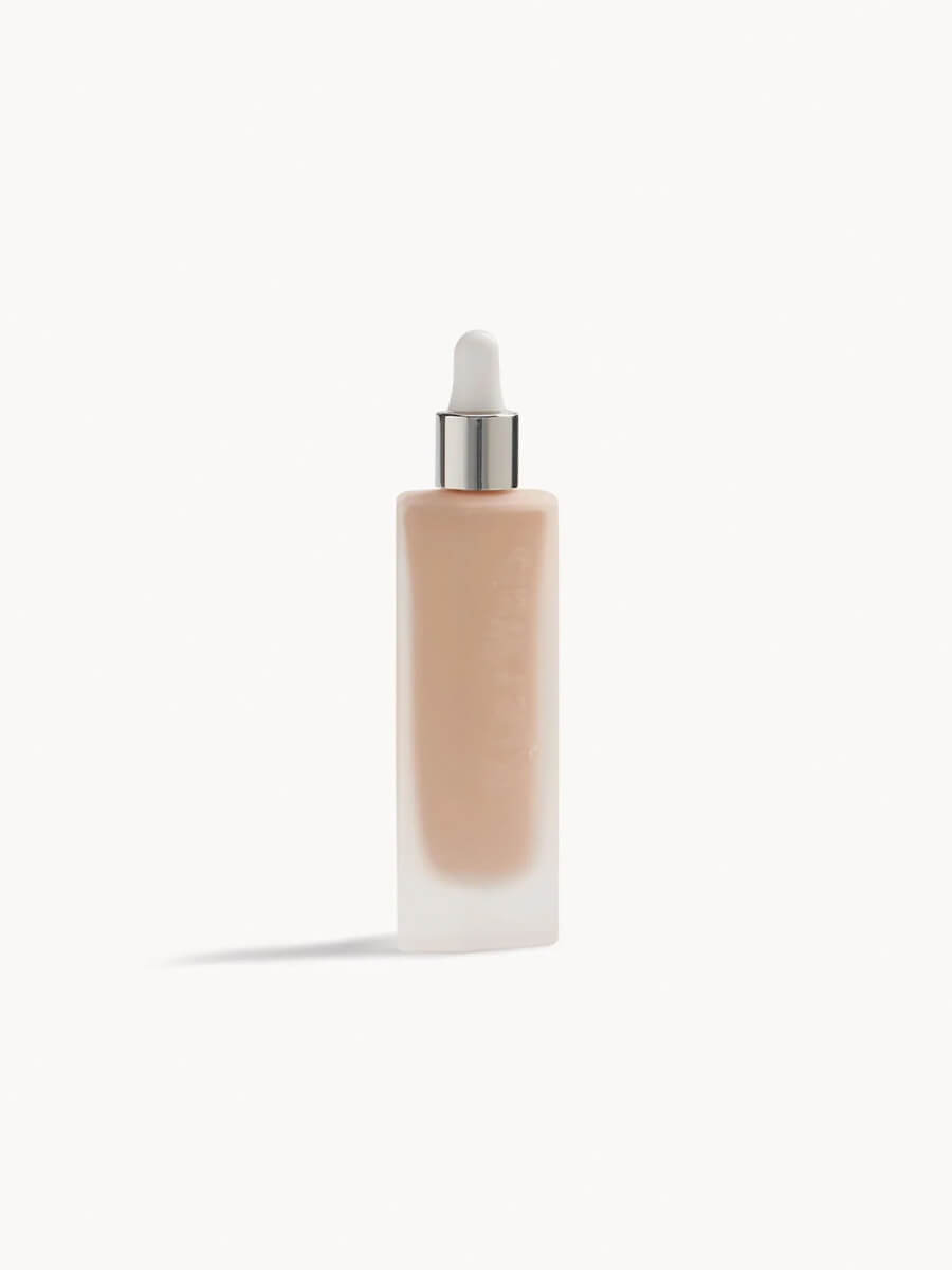 Kjaer Weis Invisible Touch Liquid Foundation - F140_Paper Thin