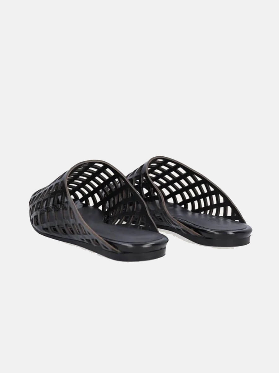 BILLI BI
Lattice Slider - Black Naplack