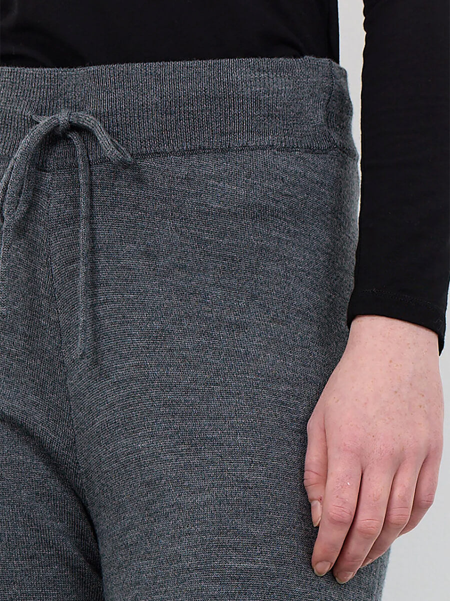 Levete-Room-LR-Ismaila-4-Pants-Grey