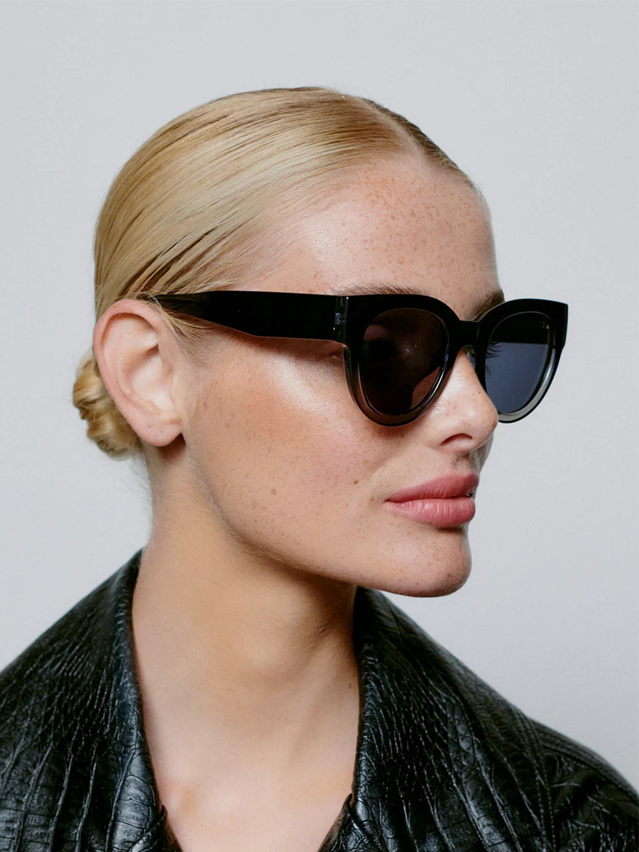 A.Kjærbede Lilly Sunglasses - Black