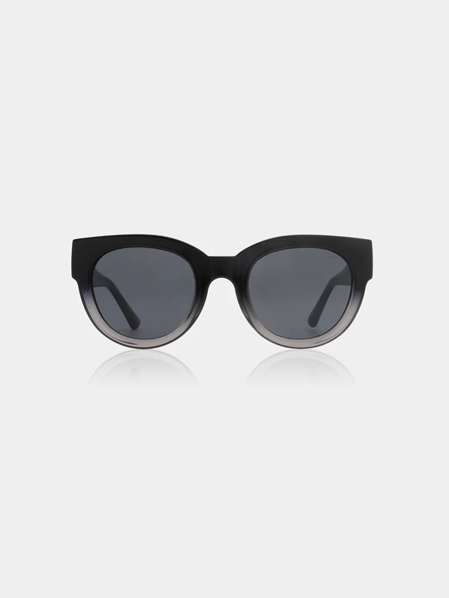 A.KJÆRBEDE
Lilly Sunglasses - Black/Grey Transparent