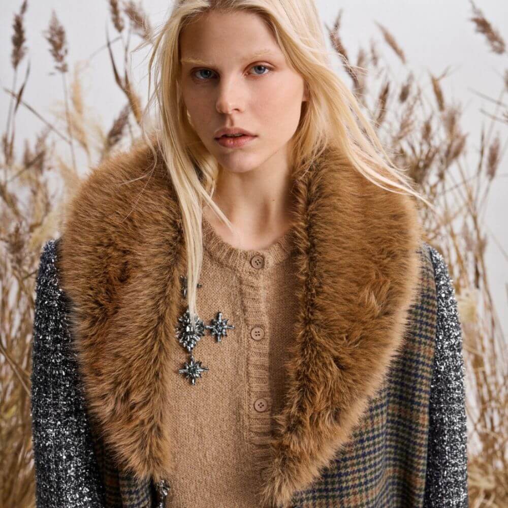 MUNTHE
Voida Collar - Camel