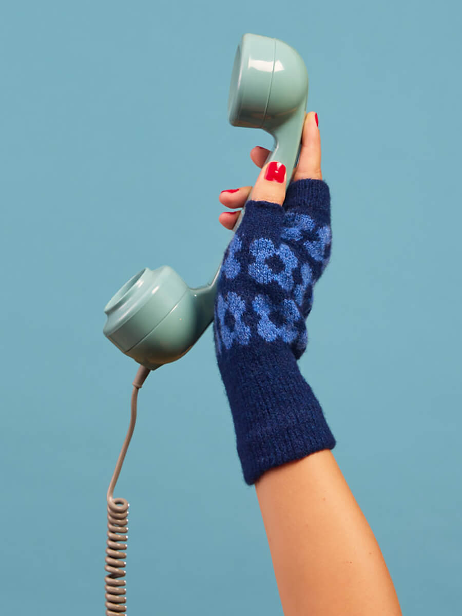 Mabel Sheppard Fingerless Mitten Gloves - Blue