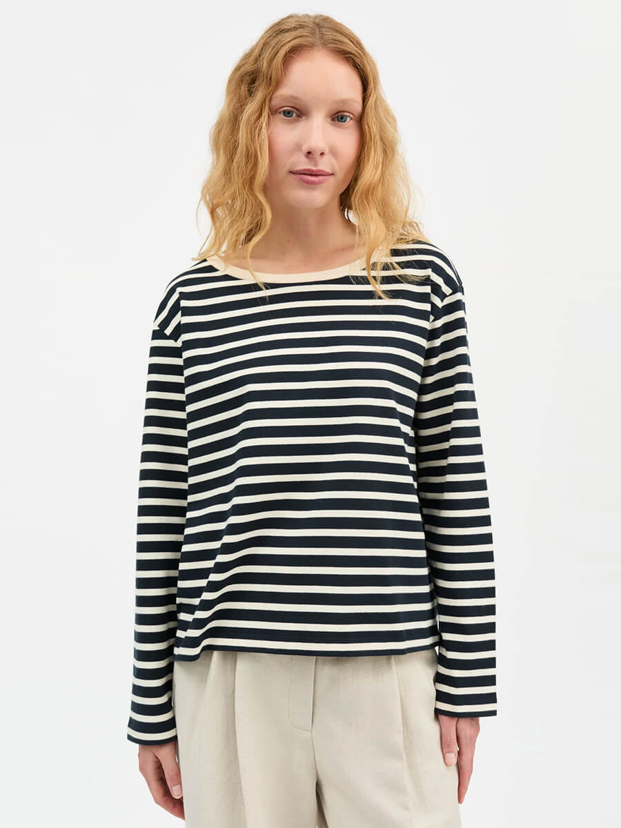 Skall Marron Oversized Long Sleeved T-Shirt