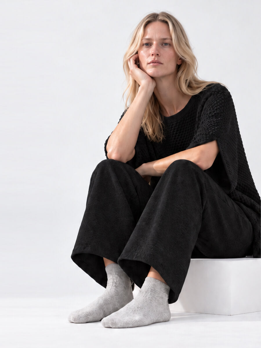 Sibin Linnebjerg - Adi Poncho - Black