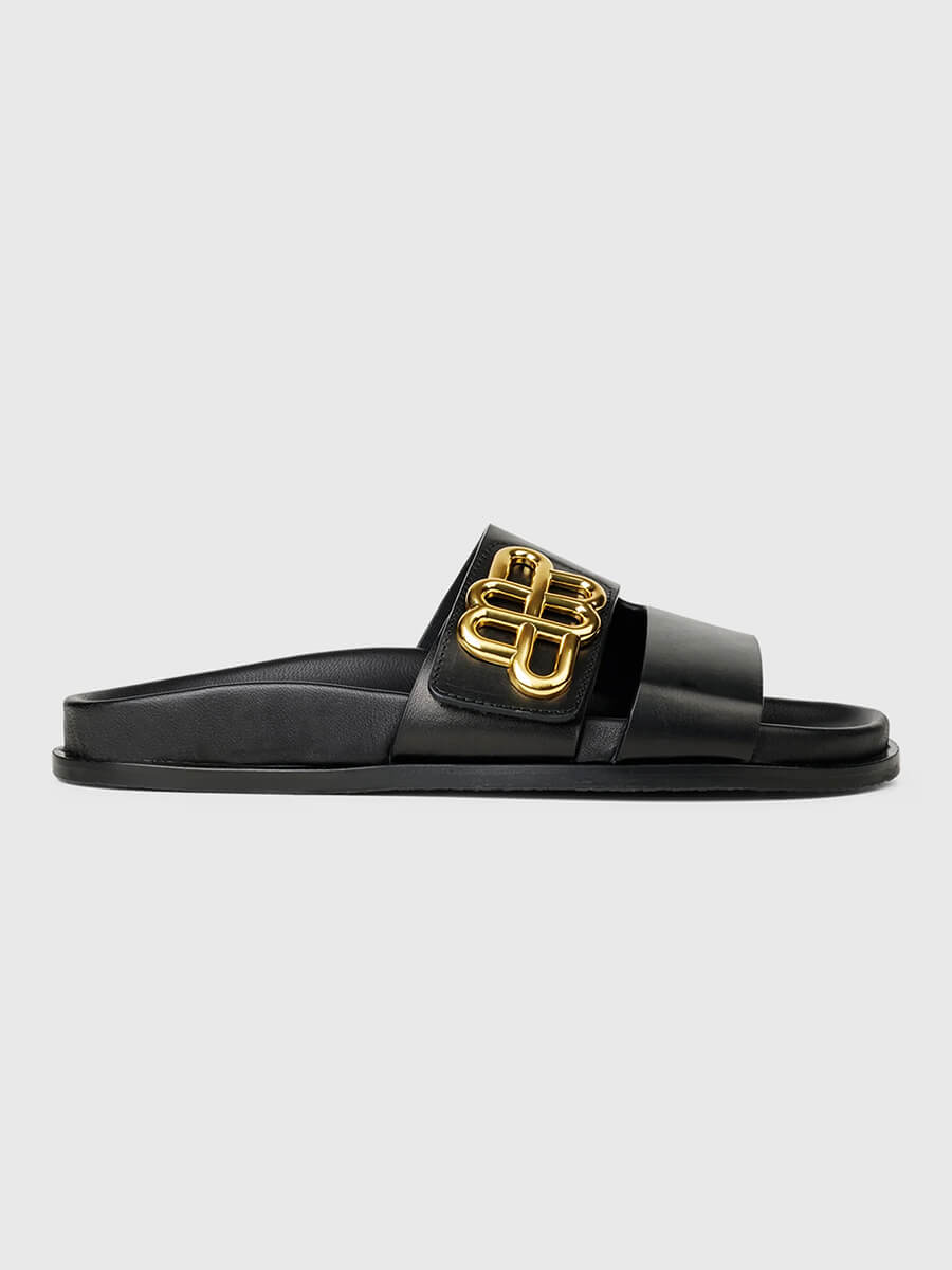 Munthe-Ombrillia-Sliders - Black sliders with gold buckle detail