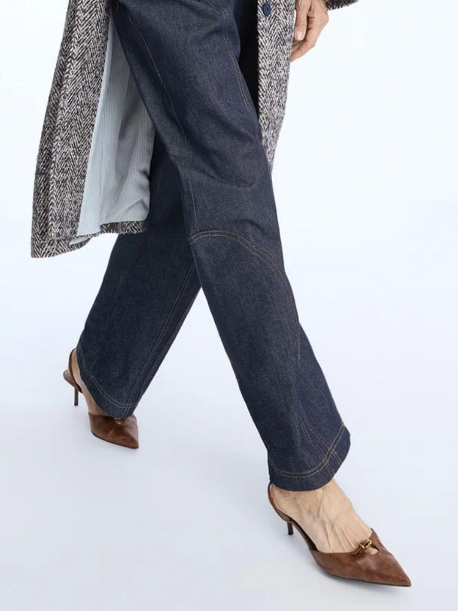 Munthe - Nanina Denim Pants zoom in of curved panel on side of calf with double top stitching detail