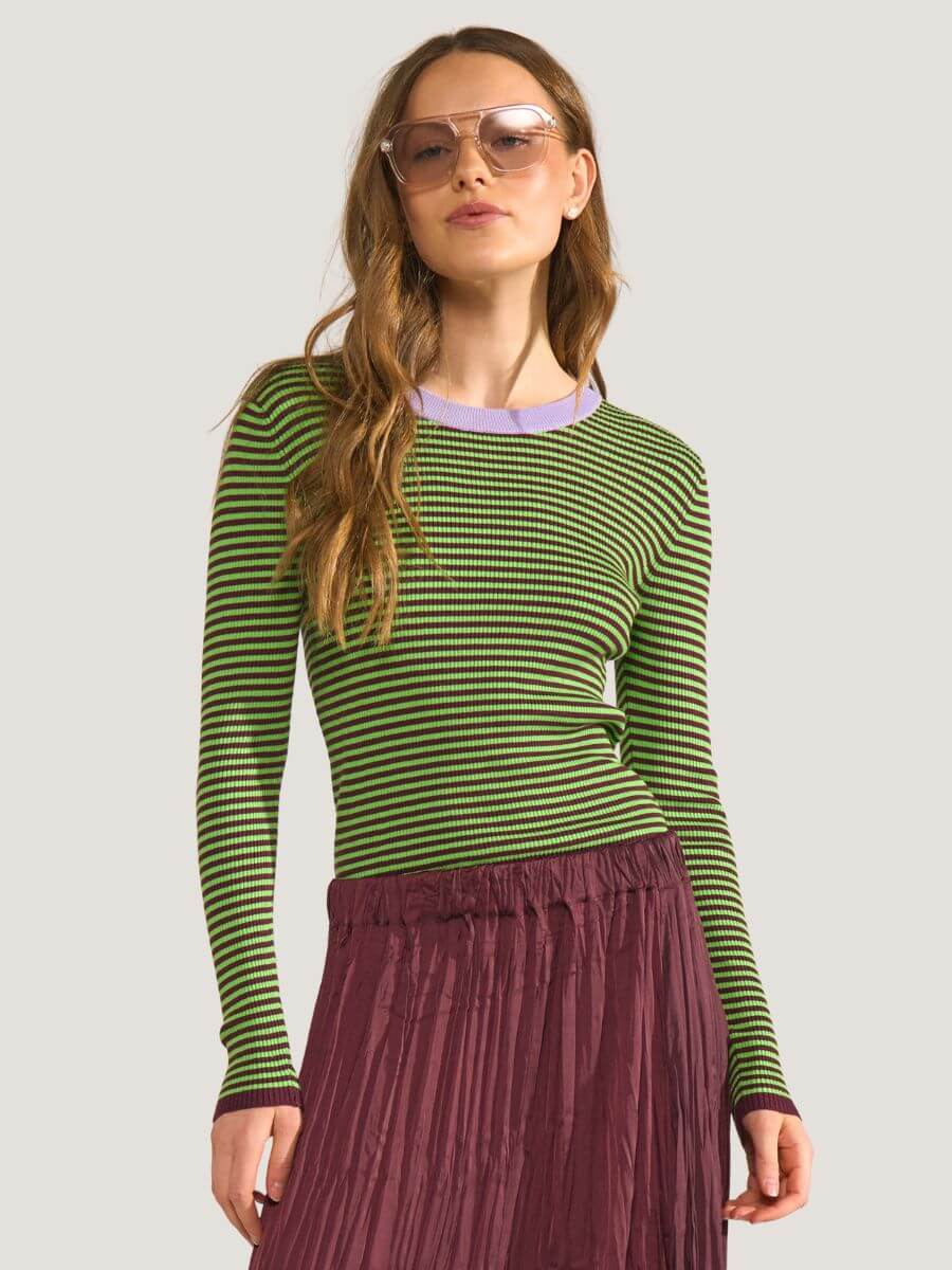 Numph - Filina Pullover - Fig styled with maroon plisse trousers and oversized transparent sunglasses