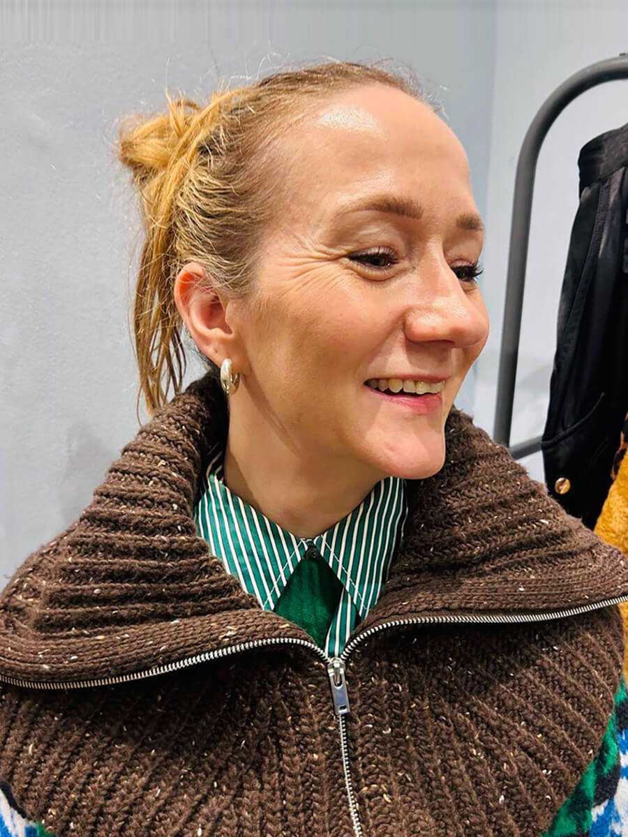 OBJECT
Jannie Knitted Neck Warmer