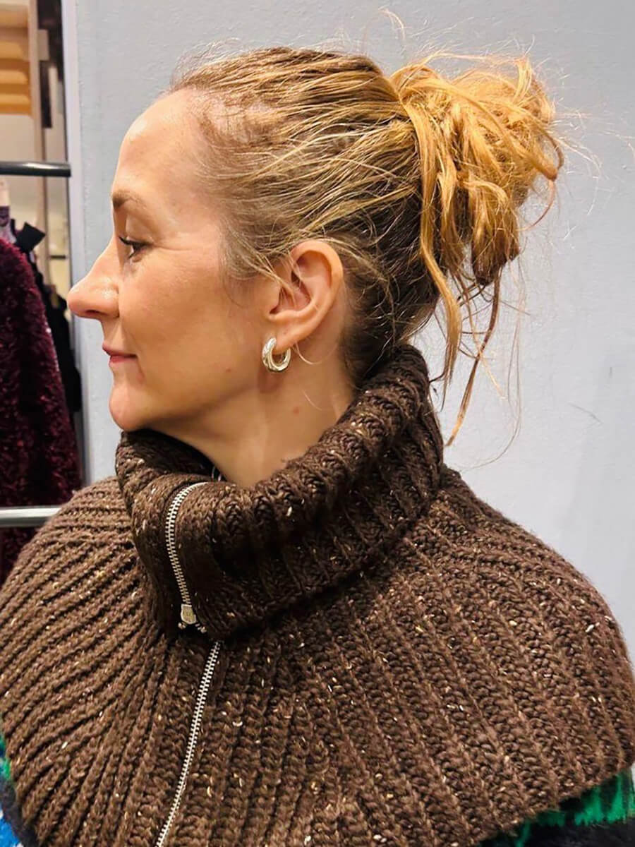 OBJECT
Jannie Knitted Neck Warmer