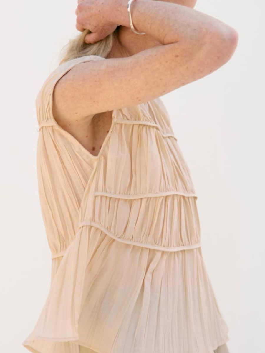 OBJECT
Mabel Top - Macadamia