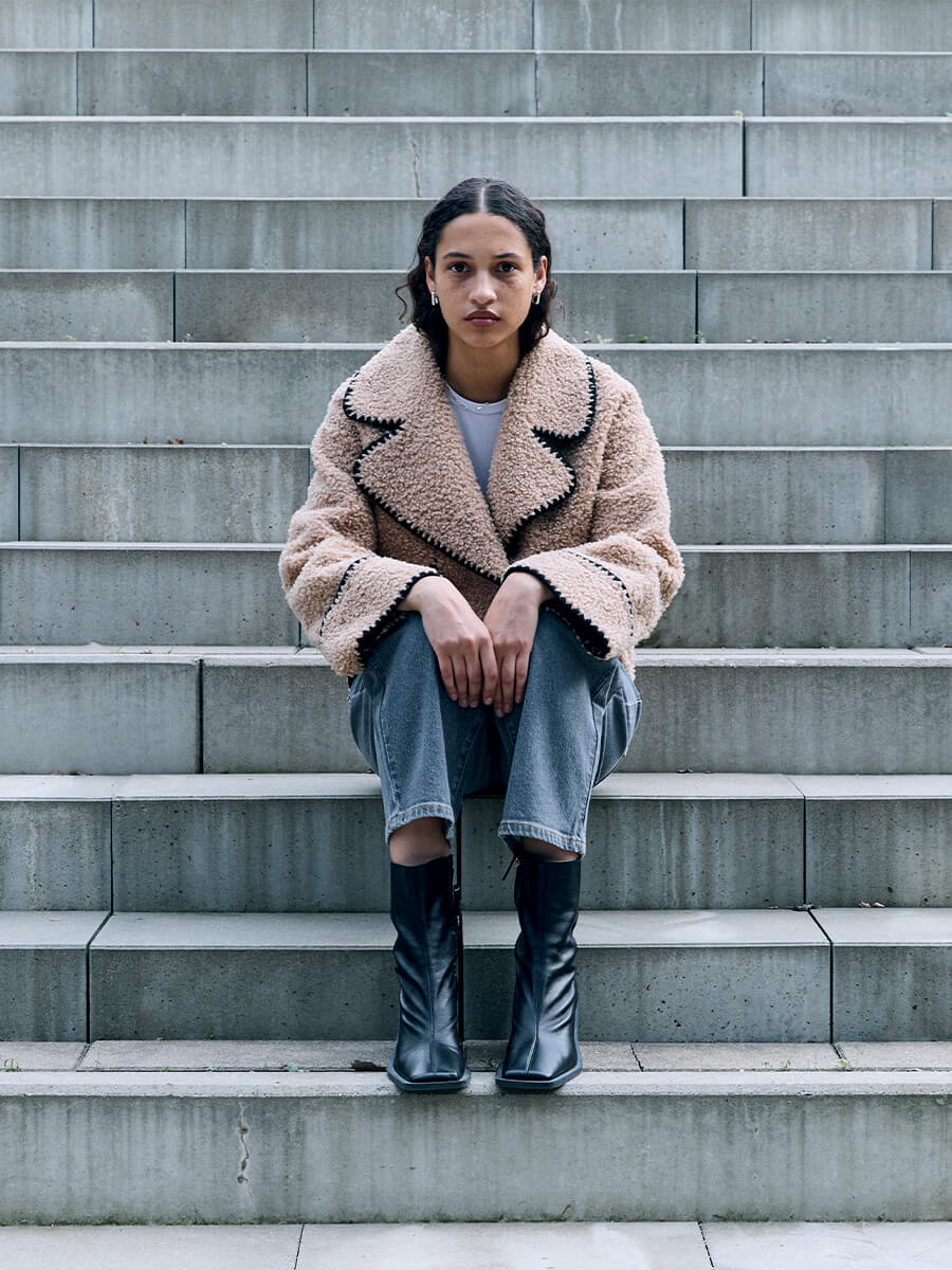 Shiren Teddy Jacket - Humus