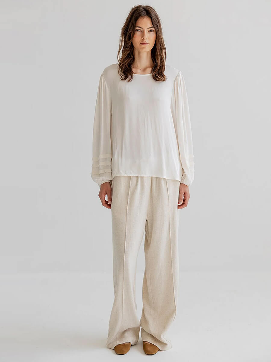 Project AJ117 Rebekka Blouse - Chalk.webp