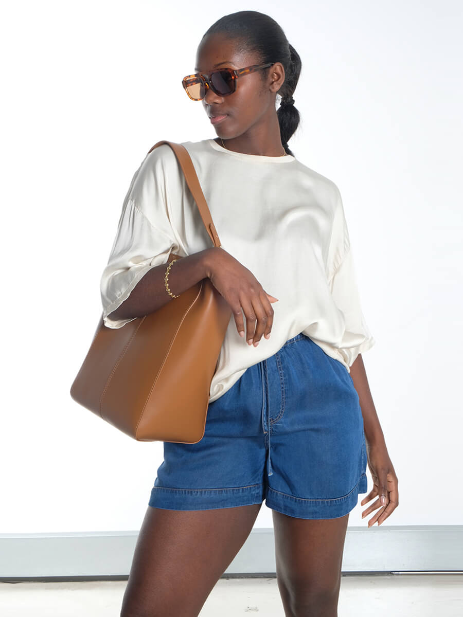 Casset Soft Structure Bucket Bag - Brown Caramel