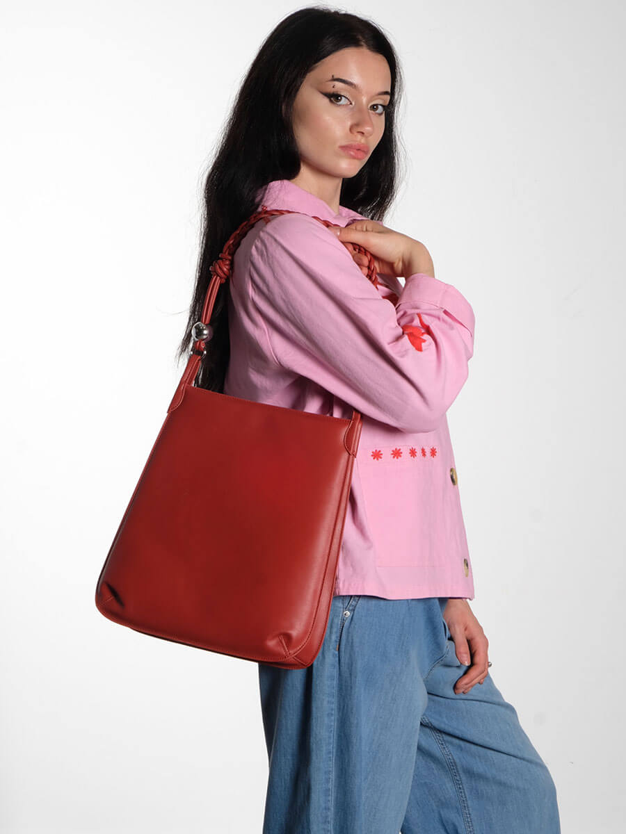 STINE GOYA
24Hr Flat Tote - Red Ochre