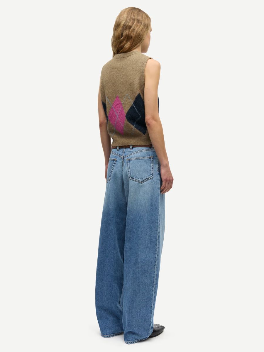 Samsoe Samsoe - Sanoura Vest - Lead Grey styled with mid-wash blue long leg  baggy jeans, brown leather belt and black leather flats