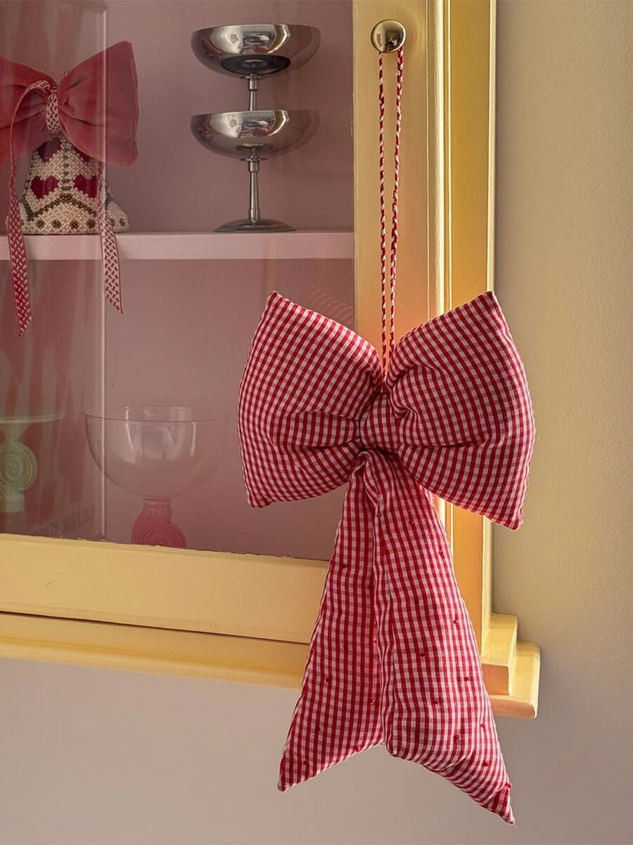 Sissel-Edelbo-Gingham-Bow-Decoration