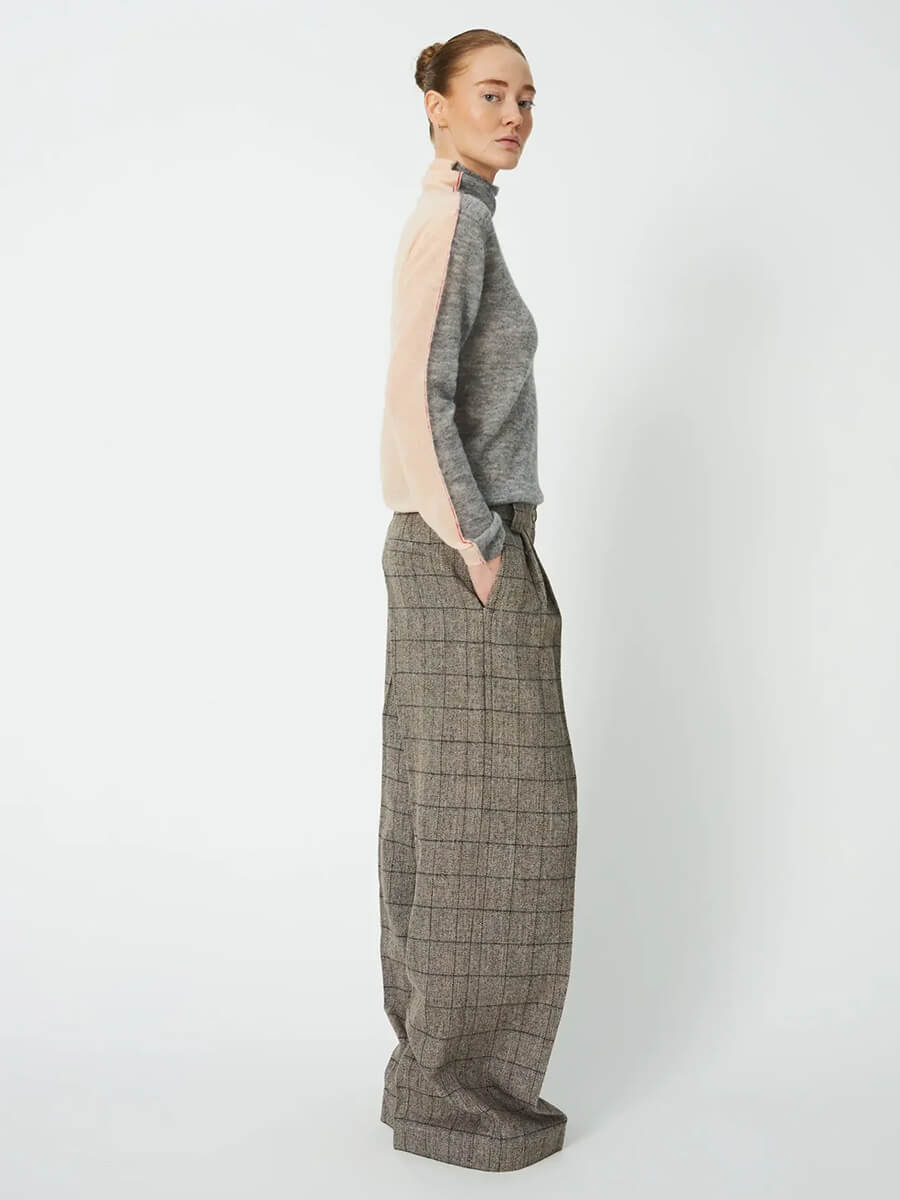 Stella Nova Alpaca Turtleneck - Pale Pink