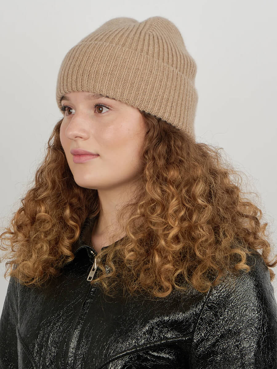 Sui Ava - Cashmere Beanie - Beige