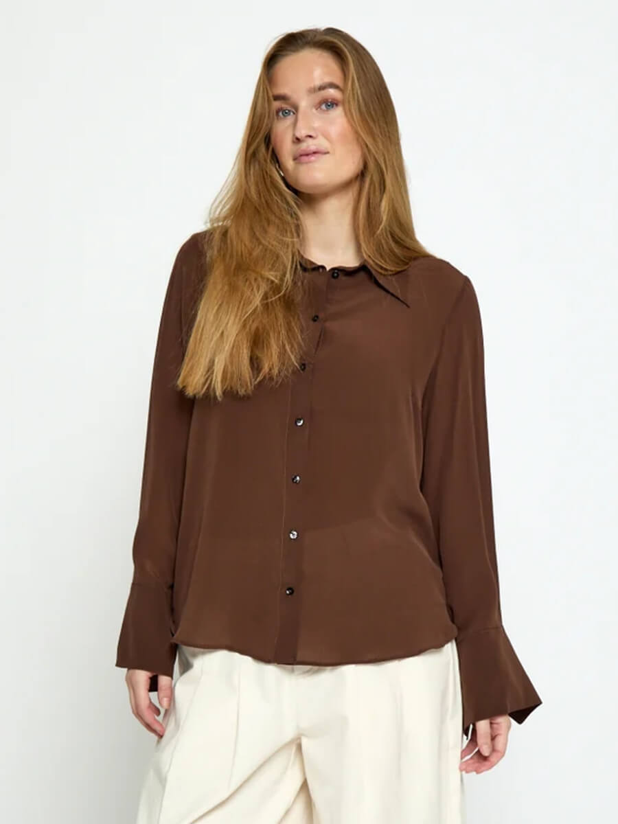 Minus 
Caty Silk Shirt - Chesnut