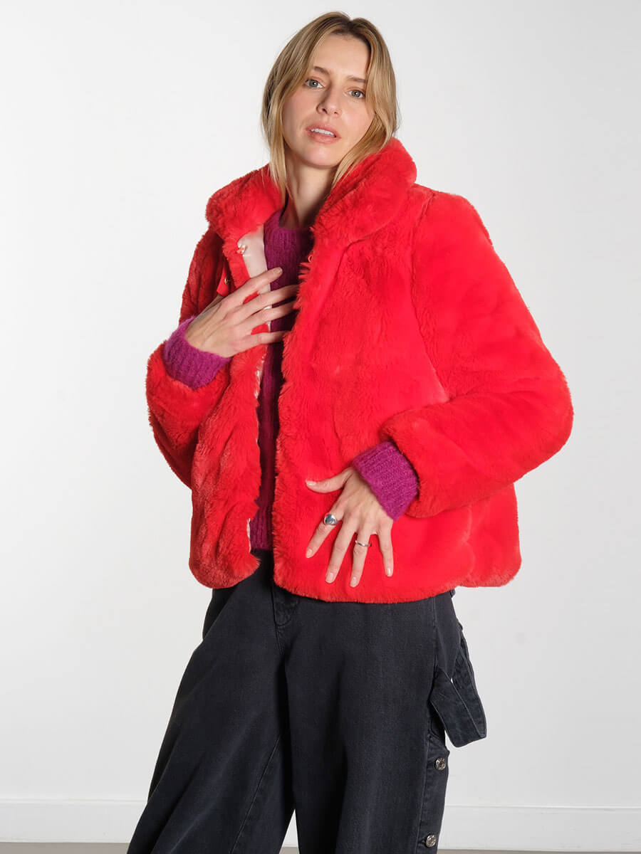 numph-nuwinda-coat-high-risk-red