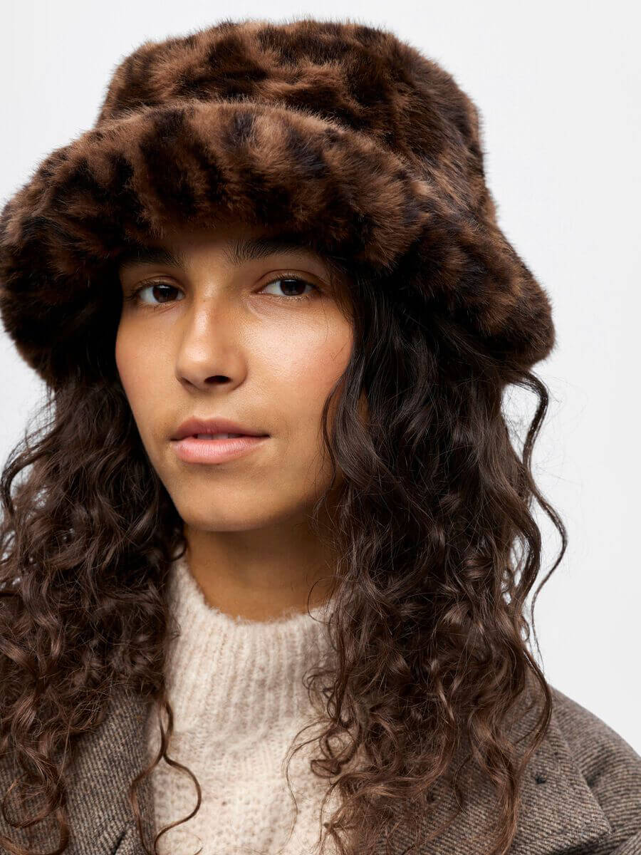 object Klara Faux Fur Bucket Hat