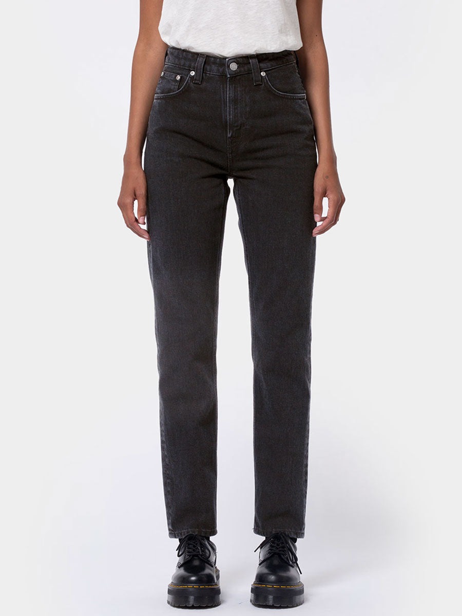 Nudie Jeans Breezy Britt - Black Worn