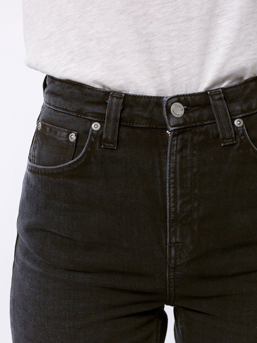 Nudie Jeans Breezy Britt - Black Worn