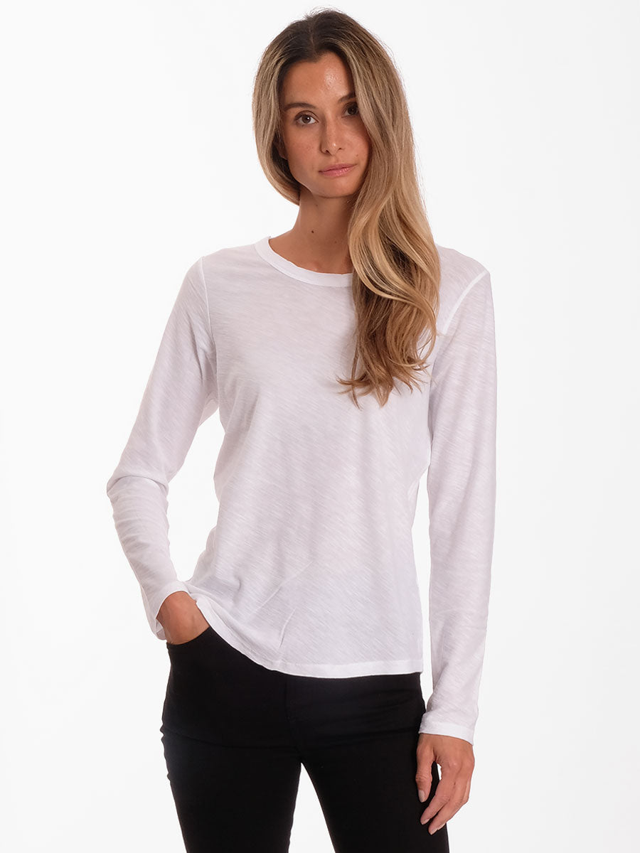Levete Room Any3 Long Sleeve Crew Neck T - White